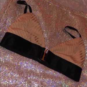 Cute bra you can wear to go out :)
